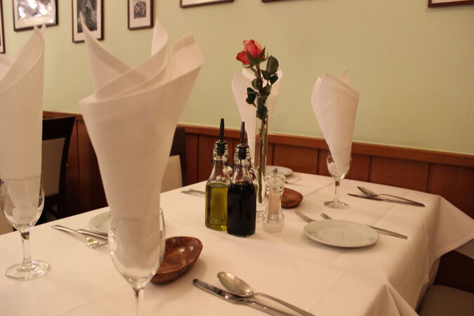 Restaurant La Dolce Vita in Frankfurt - Tisch Speisesaal 3